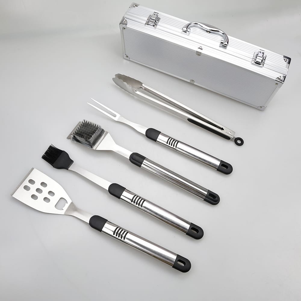 5 PCS BBQ Grilling kit Set Outdoor Barbecue Accessories Barbecue Grill Utensils