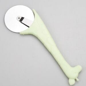 Cartoon Giraffe Pizza Cutter Gadget